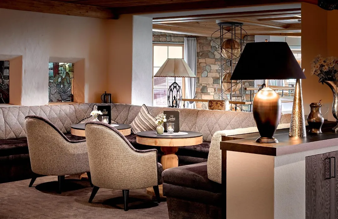 Sporthotel Ellmau In Tirol-1